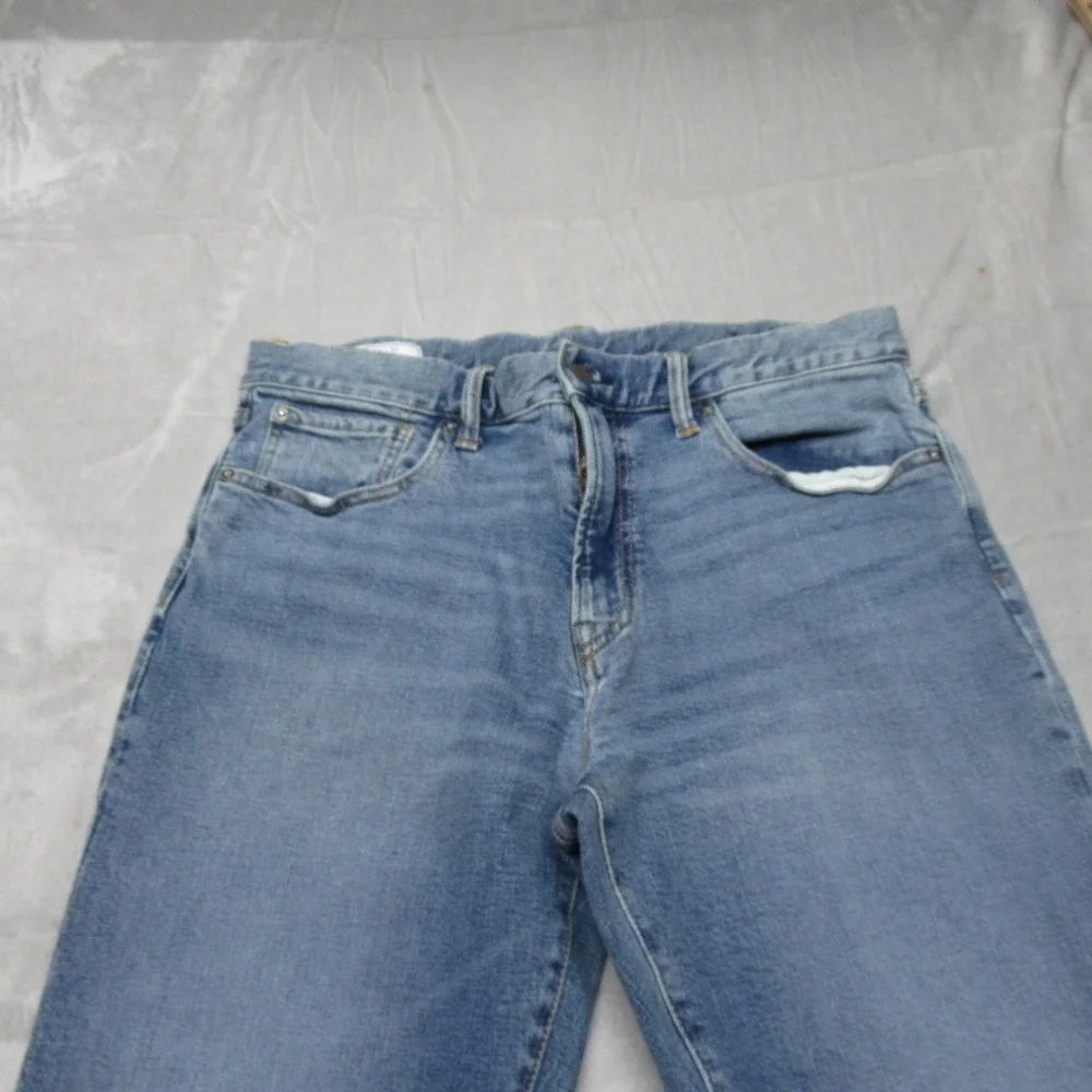 GAP‎ Jeans Mens 32x31 Medium Wash Denim Whisker Fade Relax Boot Wide Leg